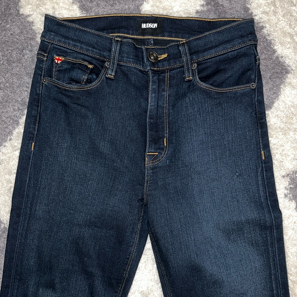 Hudson Barbara ankle super skinny raw hem dark wash size 26